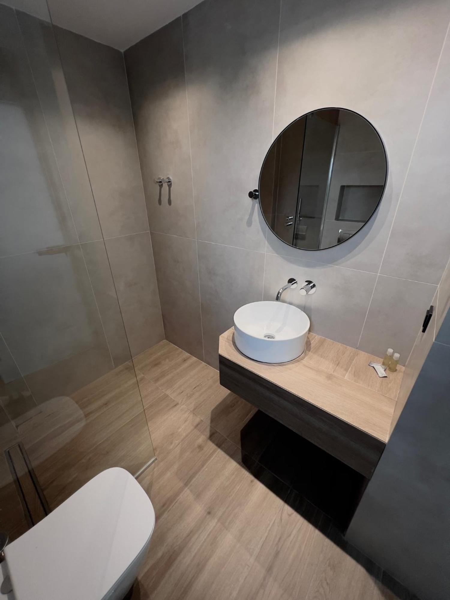 Eleonas Suites Sarti Luaran gambar