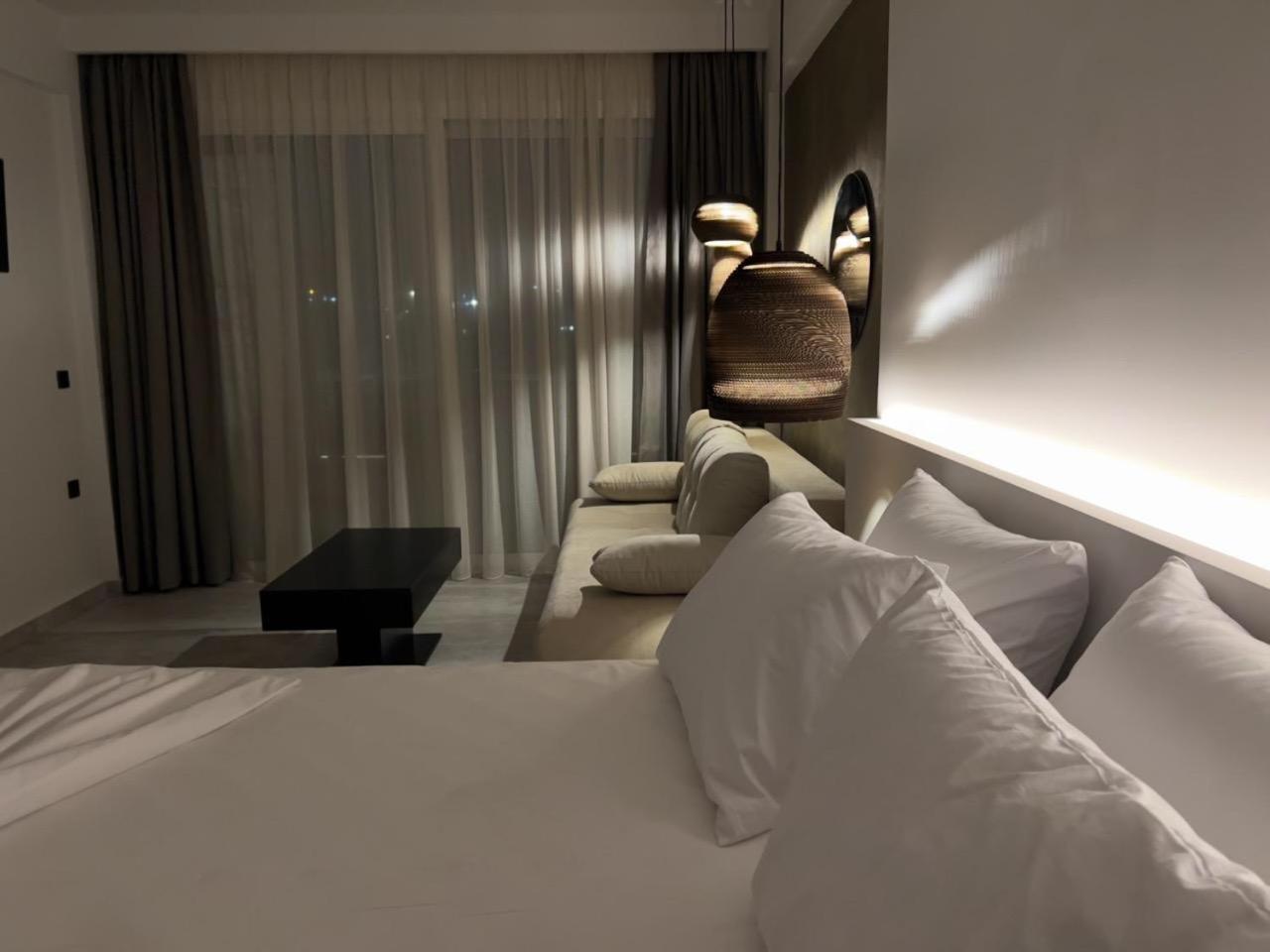 Eleonas Suites Sarti Luaran gambar