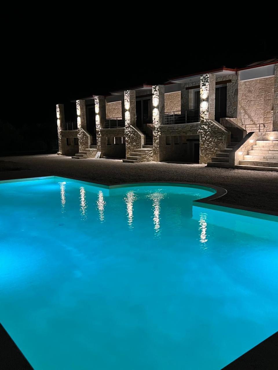 Eleonas Suites Sarti Luaran gambar